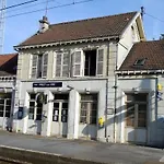 Charming Bourgeois House - Town Centre